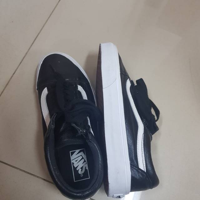 Vans old skool zip leather