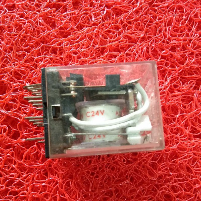 Relay OMRON original 12v dan 24v