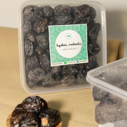 

Kurma Ajwa Baraka Premium ORI Madinah 100% (1kg)