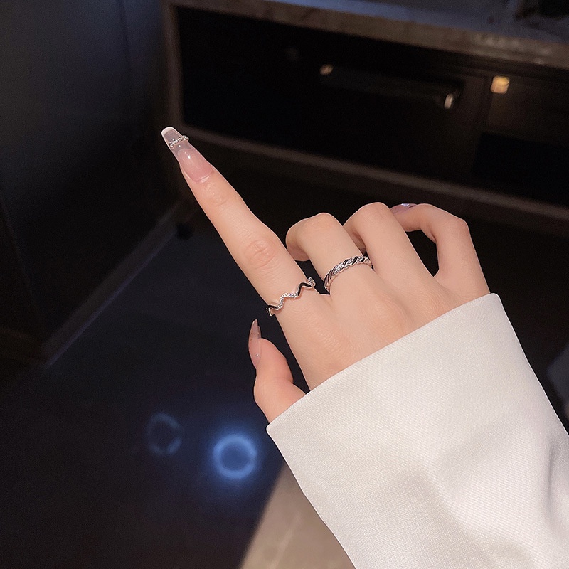 Cincin Jari Telunjuk Model Terbuka Dapat Disesuaikan Bentuk Geometris Warna Silver Untuk Wanita