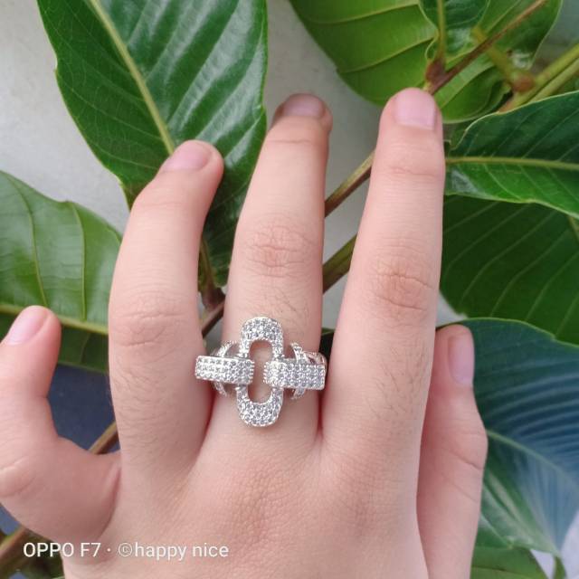 cincin wanita cincin semi berlian perhiasan wanita  aksesoris cincin perhiasan aksesoris