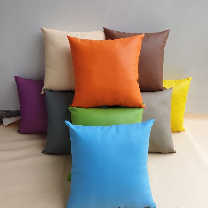 Bantal Sofa &amp; Mobil waterproof bahan kulit / Synthetic Leather (oscar) by Elegance