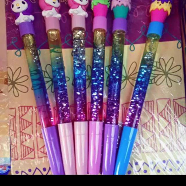 

Pulpen glitter berkarakter terbaru