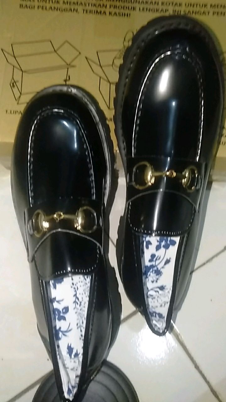 Sepatu Flats Loafers Slip On Bahan Kulit Gaya Harajuku Ulzzang Untuk Wanita 36-40