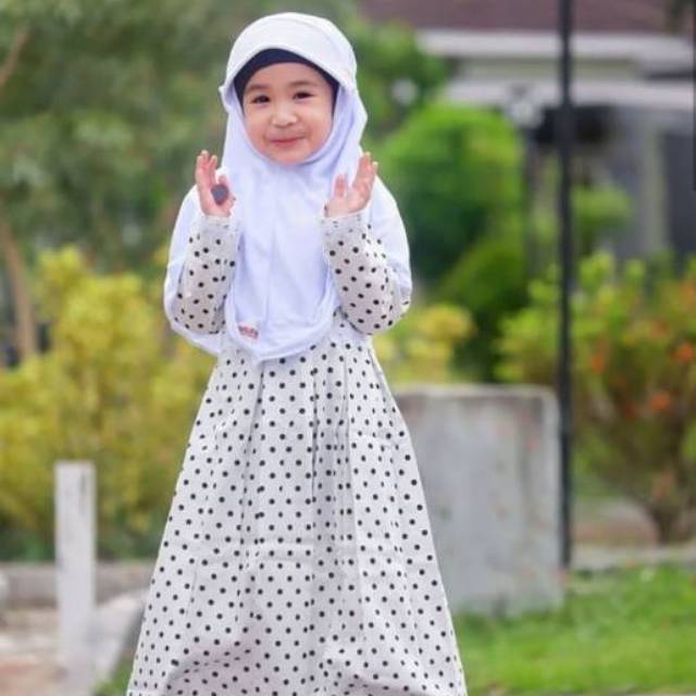 Gamis anak polkadot