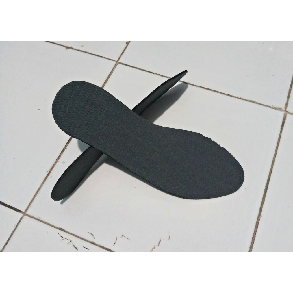 insole alas sepatu tatakan sepatu plus tali nya