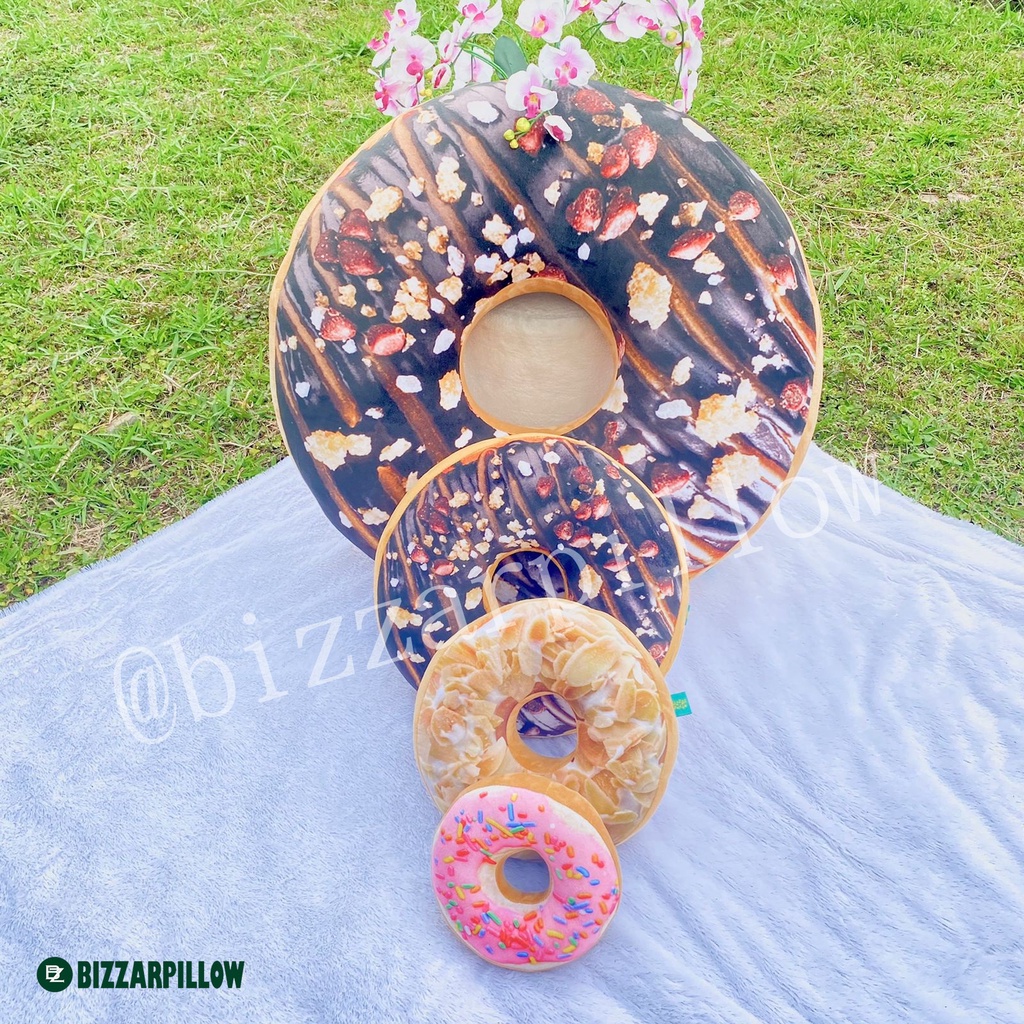 Bizzarrpillow Bantal Sofa Motif Donat size XL BZ314