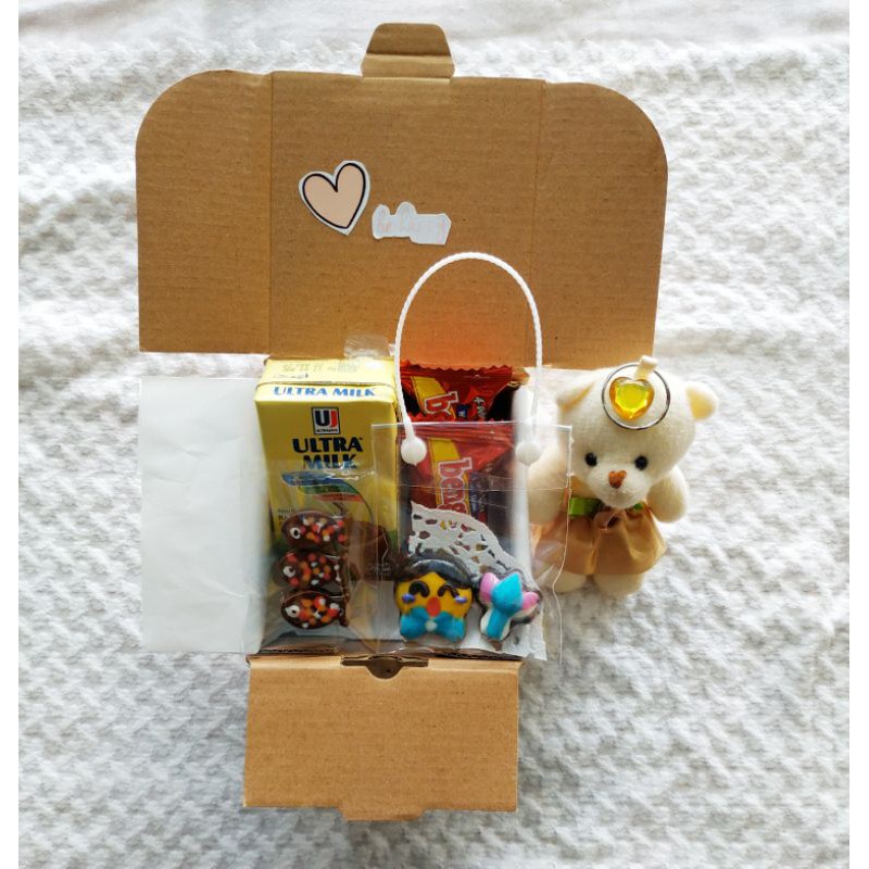 

Gift Box / CCMI CHOCOLATE Gift Box Mini | Coklat Box