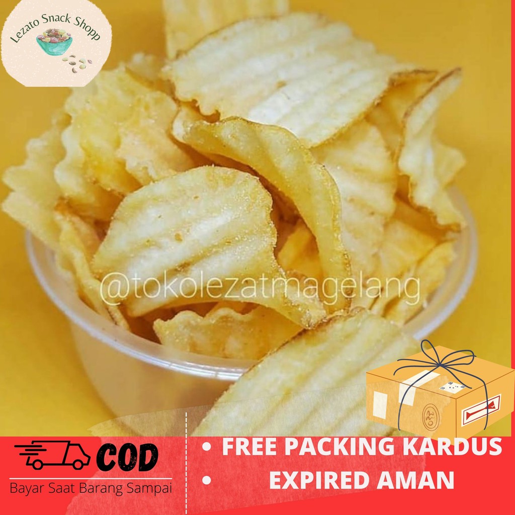 

Keripik Singkong Keju Kiloan / 250 gr Renyah Gurih PedasTerenak Jajanan jadul zaman Now