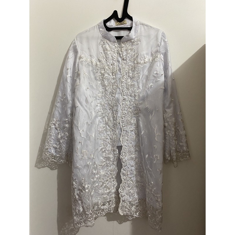 Preloved Kebaya Ibu Putih
