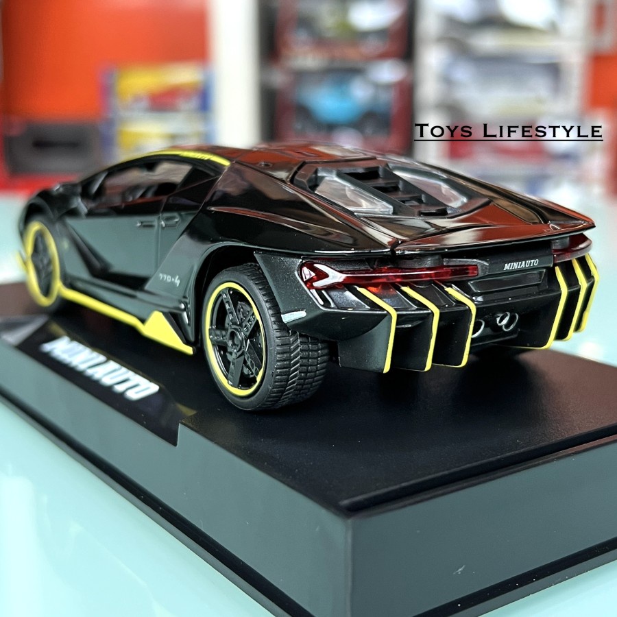 Miniauto Diecast - Lamborghini Centenario Skala 1:32 (Hitam Glossy)