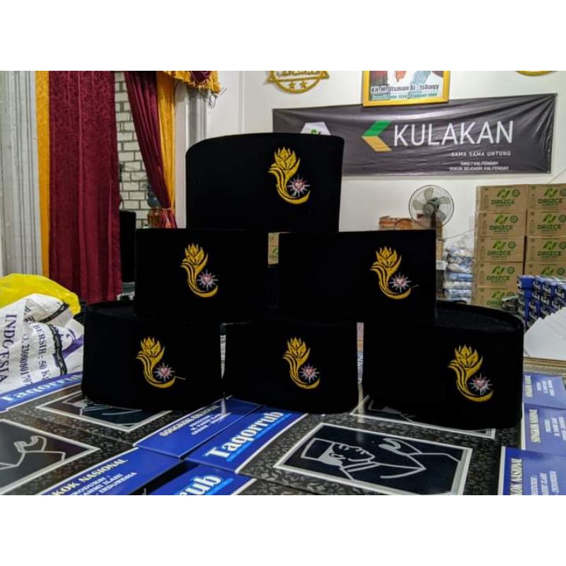 SONGKOK SH TERATE EMAS (Langsung dari pengrajin) / SONGKOK BLUDRU PIGEON HALUS