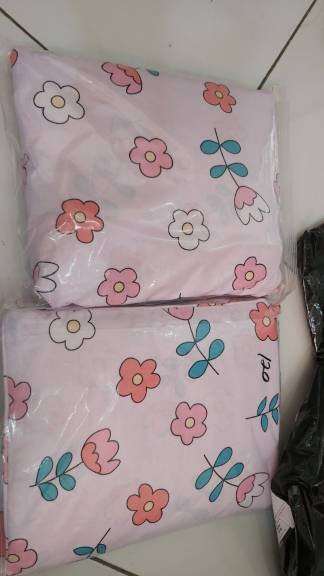 Sprei Karet Keliling Katun Magenta