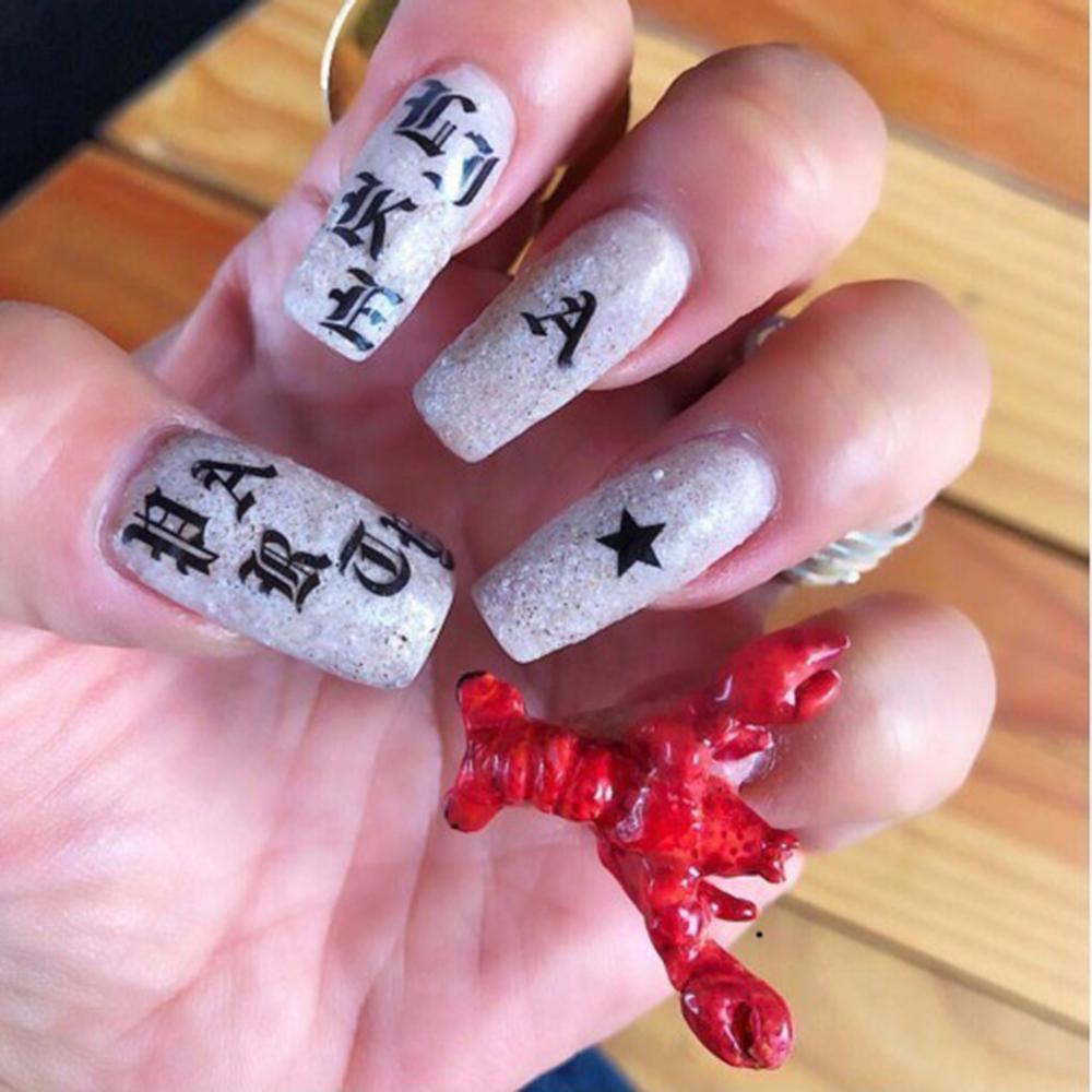 Needway Huruf 3D Nail Art Heart White DIY Dekorasi Kuku Karakter Hitam Lem Kuku Stiker Perekat Diri Foil Kuku