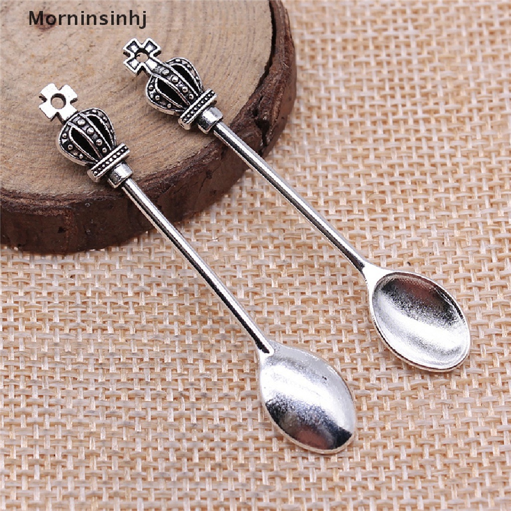 Gantungan Kunci Bentuk Sendok Mahkota Bahan Metal Ukuran 30mm Gaya Vintage