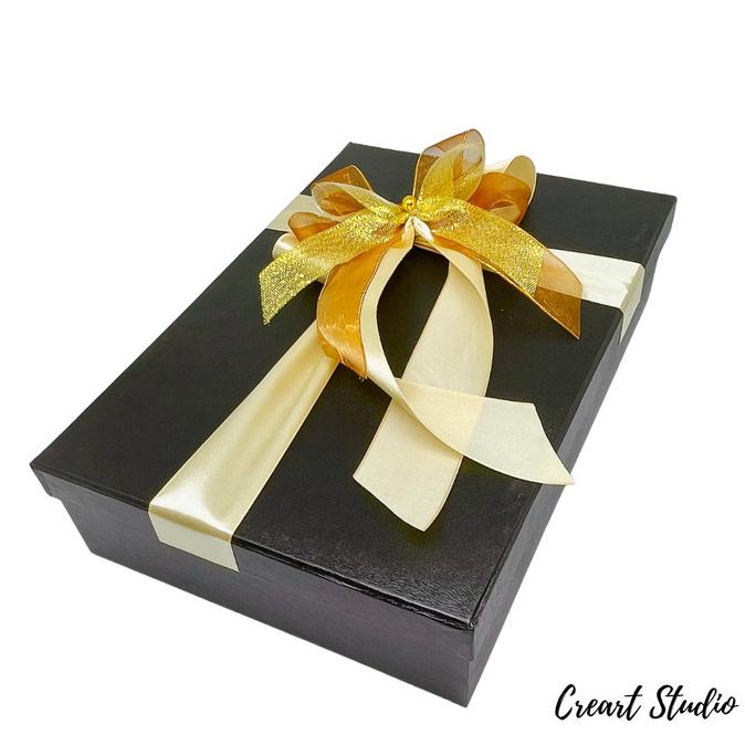 

[COD] Kotak Kado Gift Box 30 x 20 cm Tinggi 7 cm - Hitam [COD]