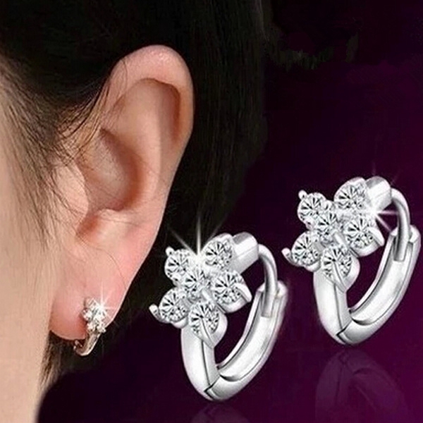 S925 Anting-Anting Perak Anting-Anting Ukuran Perempuan Korea Fashion Lucu Snowflake Earrings Anting Kristal ai2-587-Putih harga satu pas