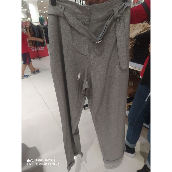 Celana kulot cewek, Novel mice