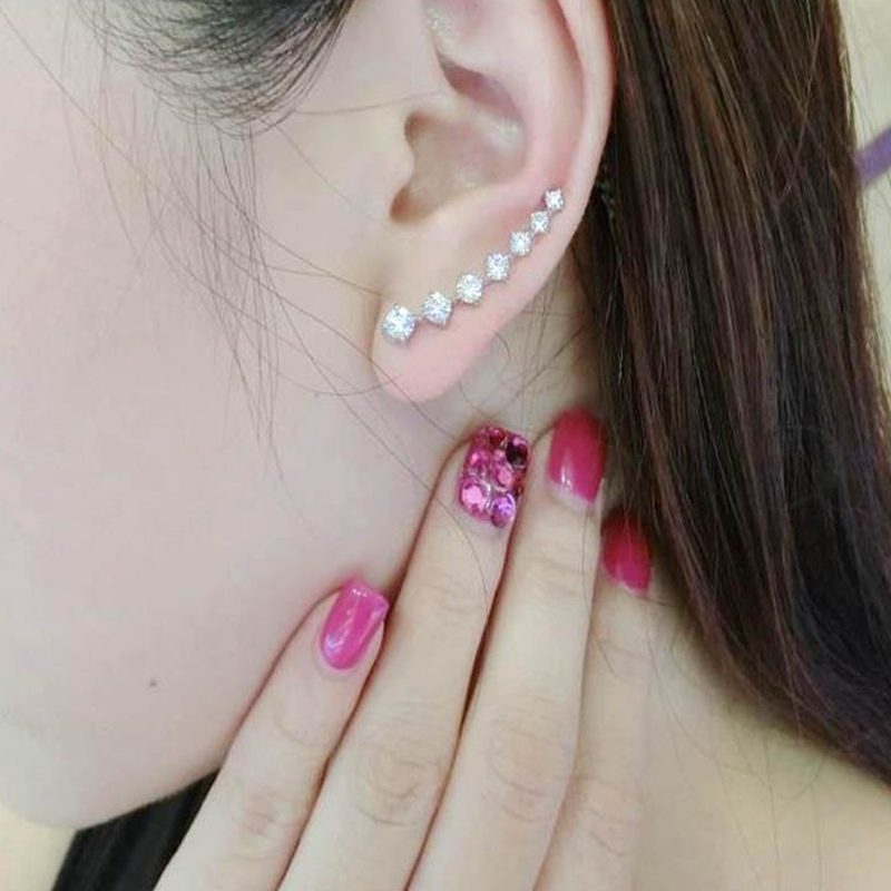 Anting Tusuk Gantung Desain Bintang Hias Berlian + Zircon Gaya Korea / Populer Berkilau Untuk Wanita