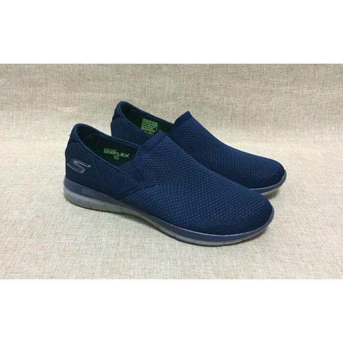 SEPATU SKECHERS GOFLEX MANUEVER ORIGINAL