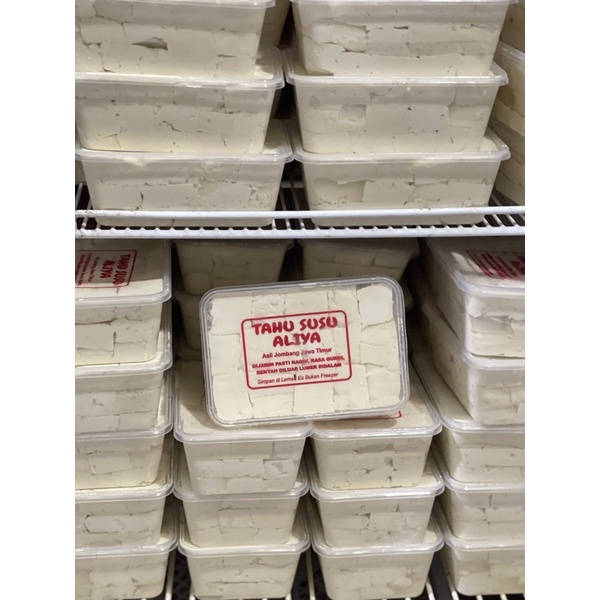 

RB Tahu Susu Aliya Renyah Luar Lembut Dalam