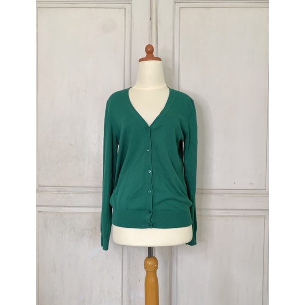 [PRELOVED] Outer Uniqlo Cardigan Baju Lengan Panjang Wanita Preloved Murah Bekas Second Hijau
