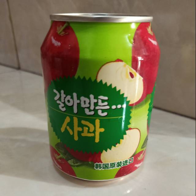 

Crushed Apple Juice Korean Juice rasa apel 238ml / Minuman Rasa Apel / Minuman Korea