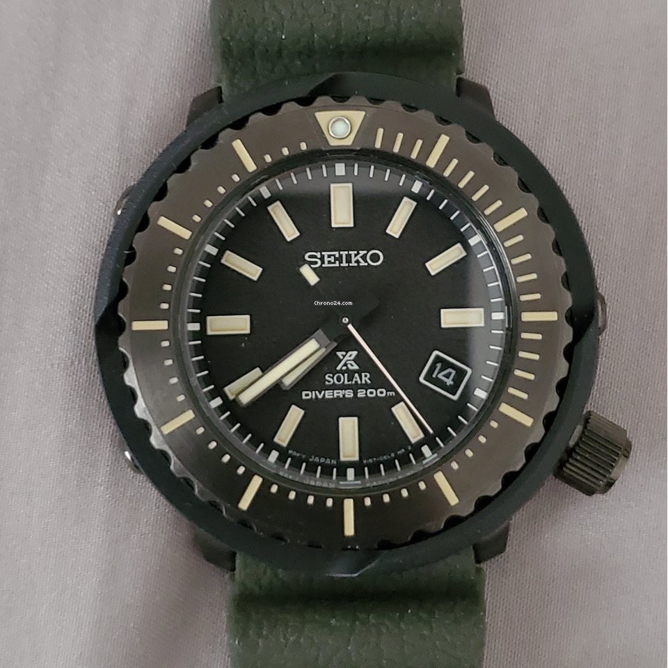 Seiko Solar SNE543P1 Tuna Street Green Strap - Jam Tangan Pria SNE543