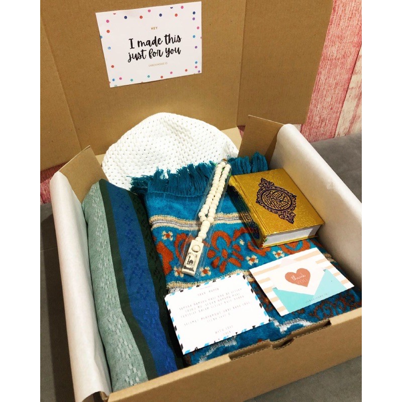 

hampers gift box kado ultah kado wisuda kado wedding