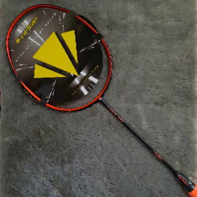 RAKET BADMINTON CARLTON AGILE 100 (DI JAMIN 100% ORIGINAL) MAX TENSION 30 LBS (FREE COVER CARLTON)