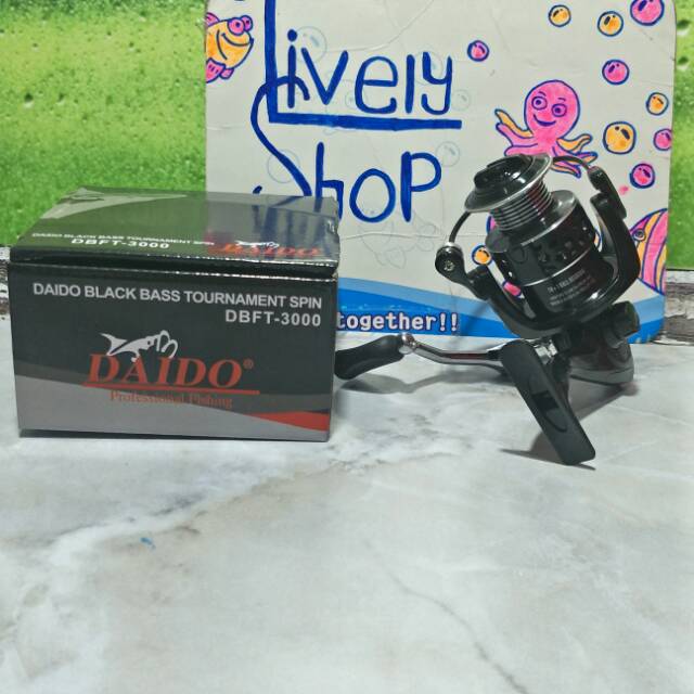 Reel Daido Black Bass Tournament Spin 3000