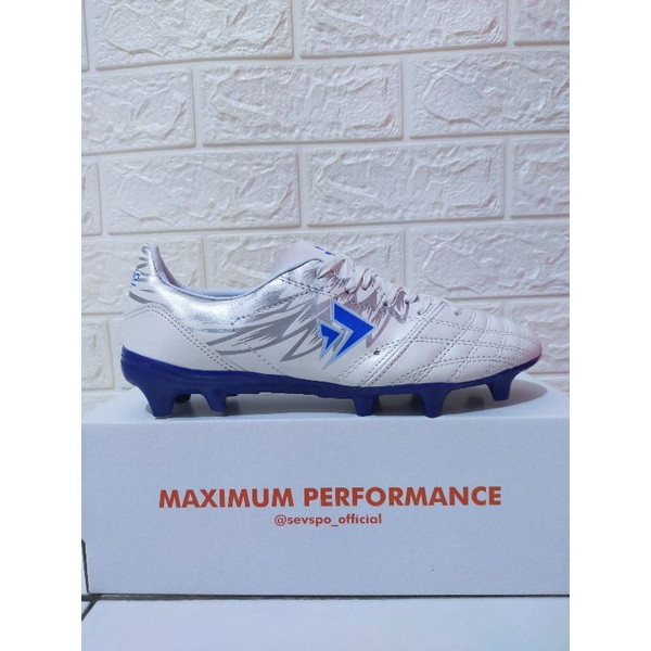 Sepatu Bola SEVSPO KEMPO NL Garuda-Putih Sol Biru