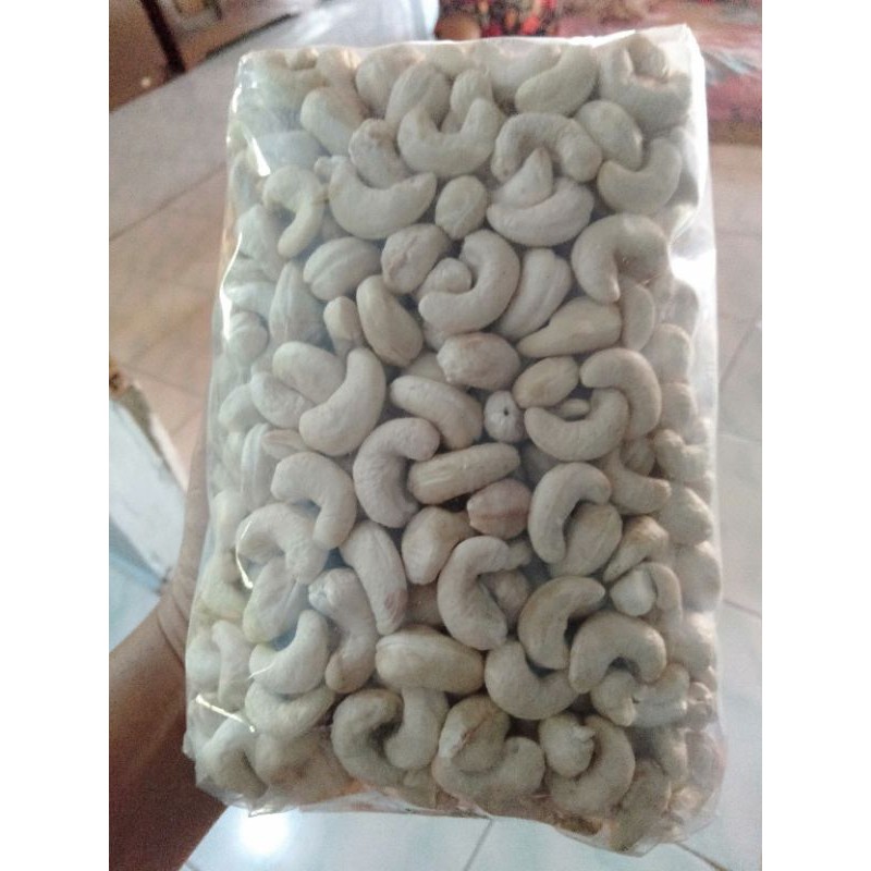 

Kacang Mete Mentah Jawa ori Wonogiri (utuh no. 2) 1000 gram