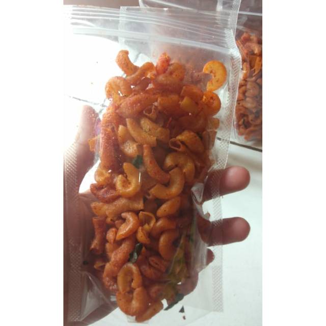 

Makaroni bumbu seblak pedas