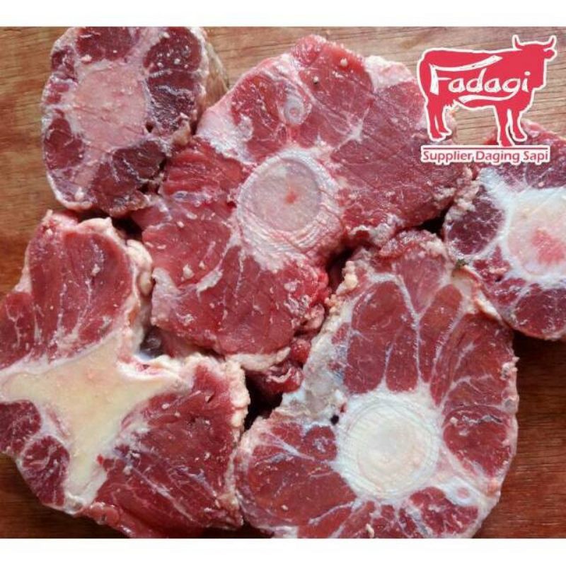 

BUNTUT SAPI LOKAL - CENTER CUT - OXTAIL SEGAR 500 GR