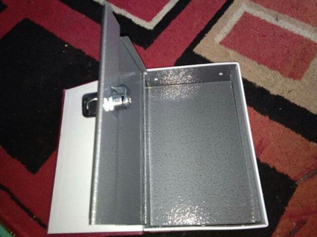 Size M - Deposit Box Kotak Penyimpan Uang Atau Perhiasan Model Buku