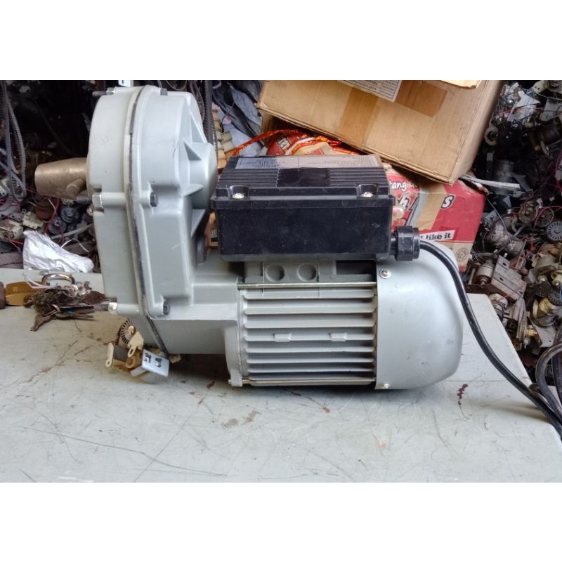 Ac Motor Gearbox 220V Single Phase Type Worm