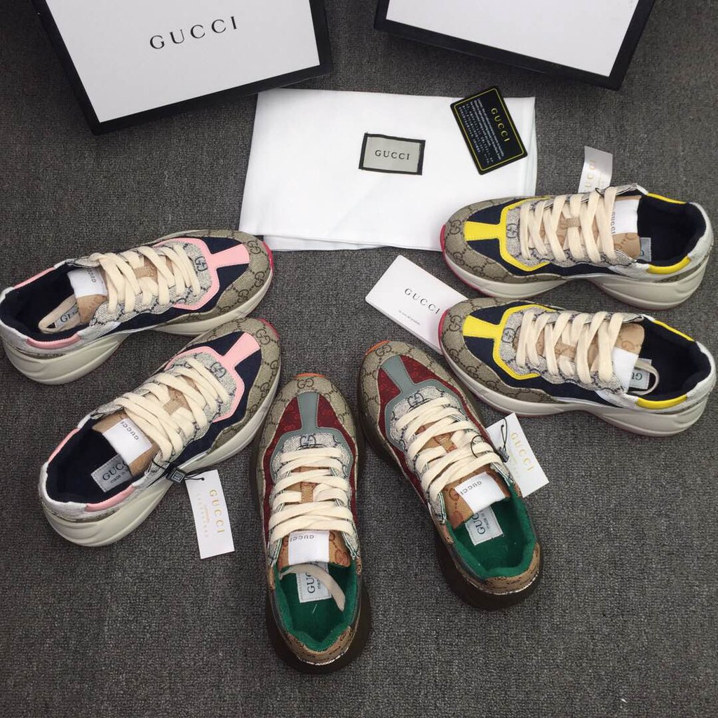 bottom of gucci shoes
