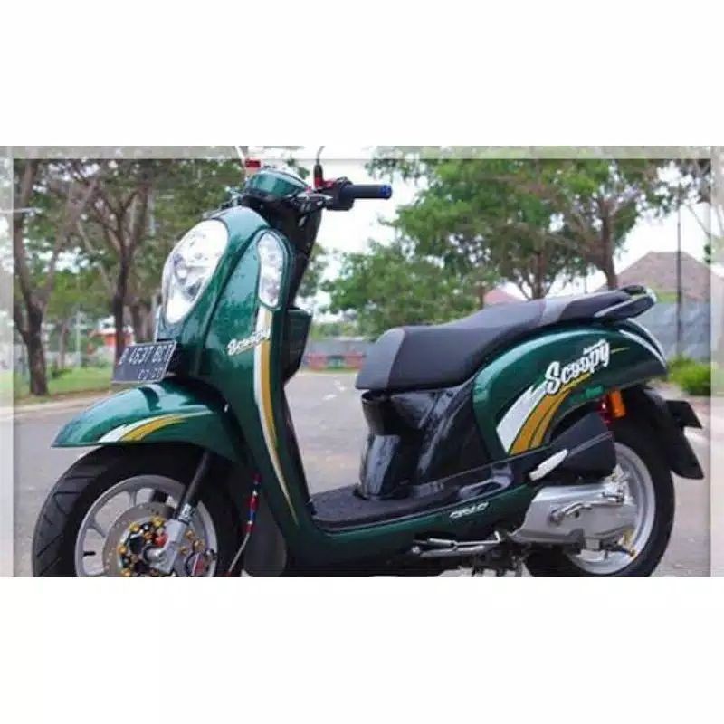 STIKER SCOOPY SIMPEL ELEGAN