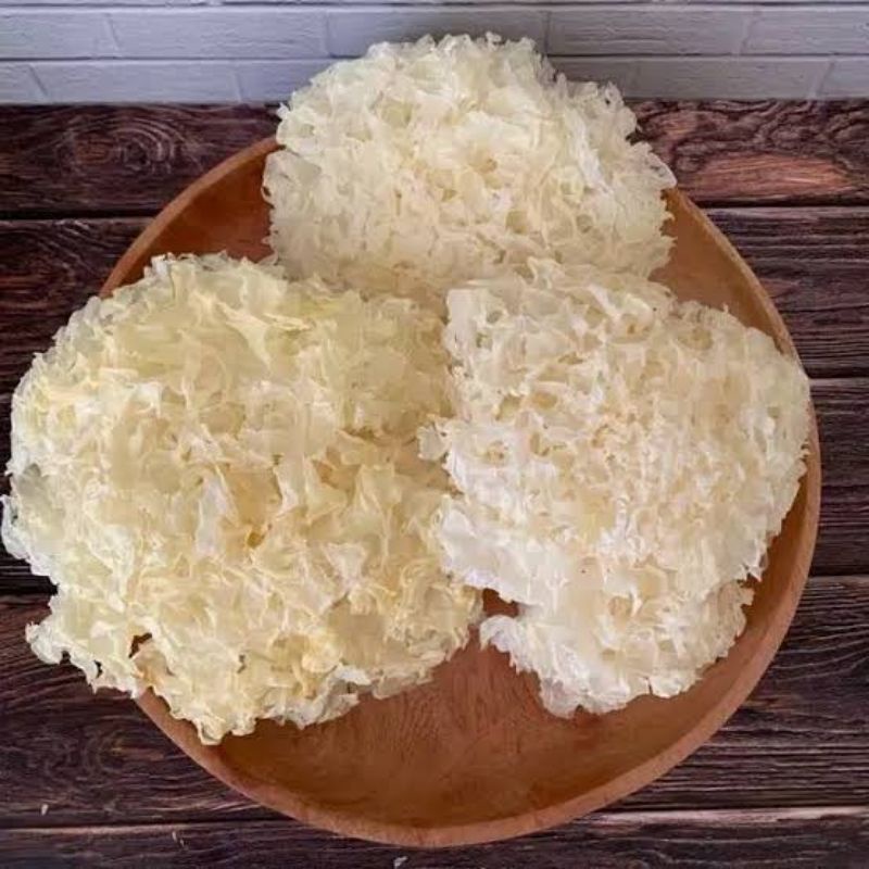

Jamur Es Super 25gr/ Jamur Salju / Snow White Fungus / Jamur Putih Kering /Yin Er / Bai Mu Er/25gr