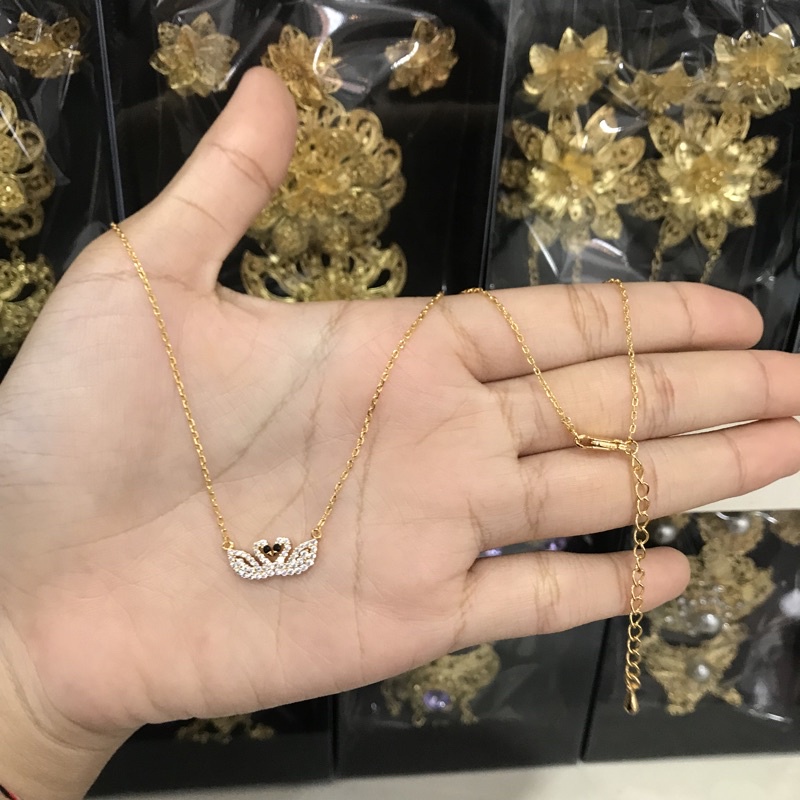 kalung angsa kembar