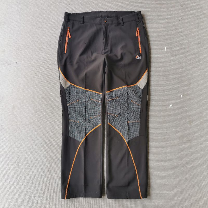 LOWE ALPINE CELANA OUTDOOR SECOND SIZE JUMBO 38 - 40