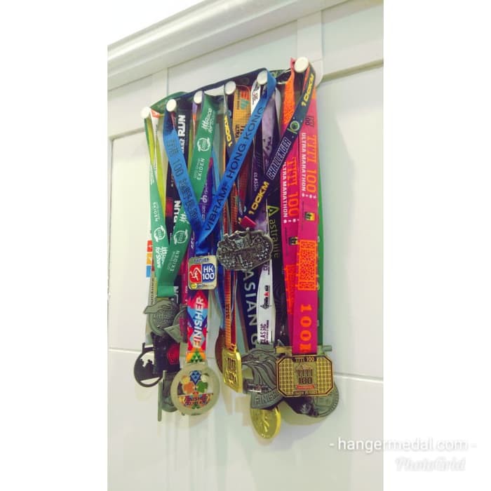 Medal Hanger - Gantungan Medali - Over Door