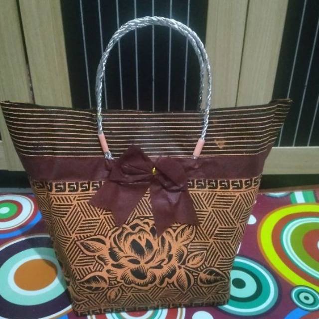 tas hajatan batik pita merah mewah 22/EST