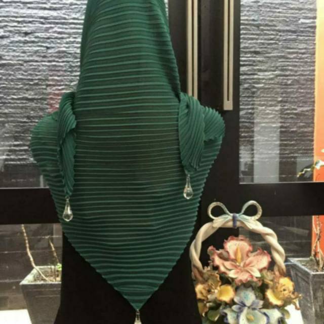 Jilbab Segiempat Plisket Bandul