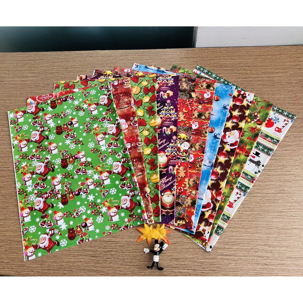

KERTAS KADO NATAL / WRAPPING PAPER CHRISTMAS / SANTA CLAUS