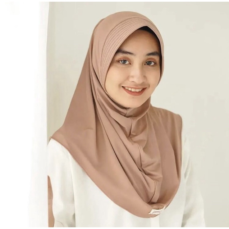 BERGO SPORT MENUTUP DADA/BERGO HAMIDAH