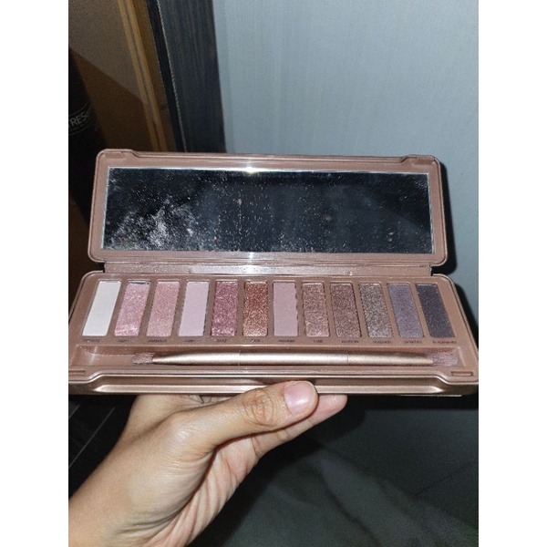 Preloved URBAN DECAY Naked 3 ORIGINAL eyeshadow pallete