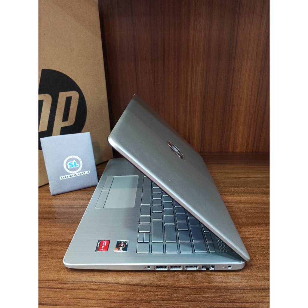 LAPTOP GAMING BARU HP 14 RYZEN 3 3250U RAM 4GB SSD 128GB WIN10HOME SILVER-2