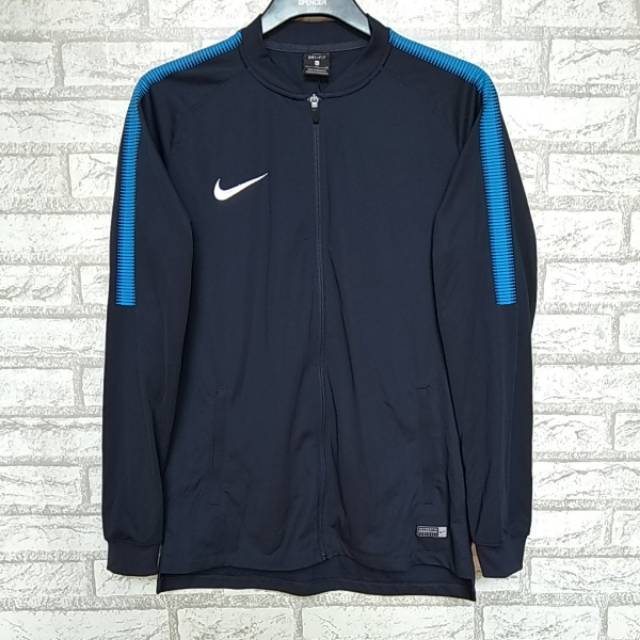 nike letterman